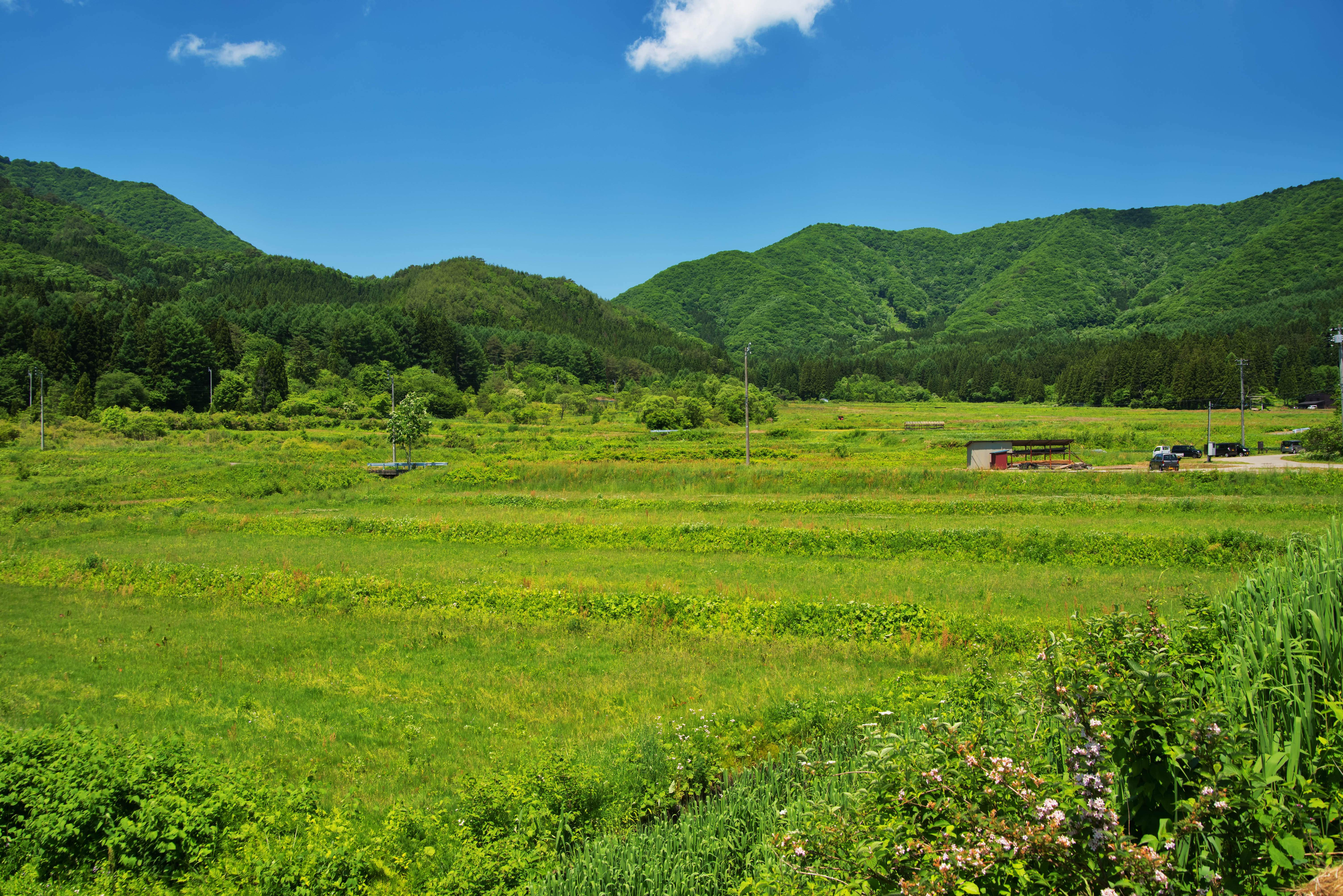 会津の里山風景の写真を無料ダウンロード フリー素材 ぱくたそ