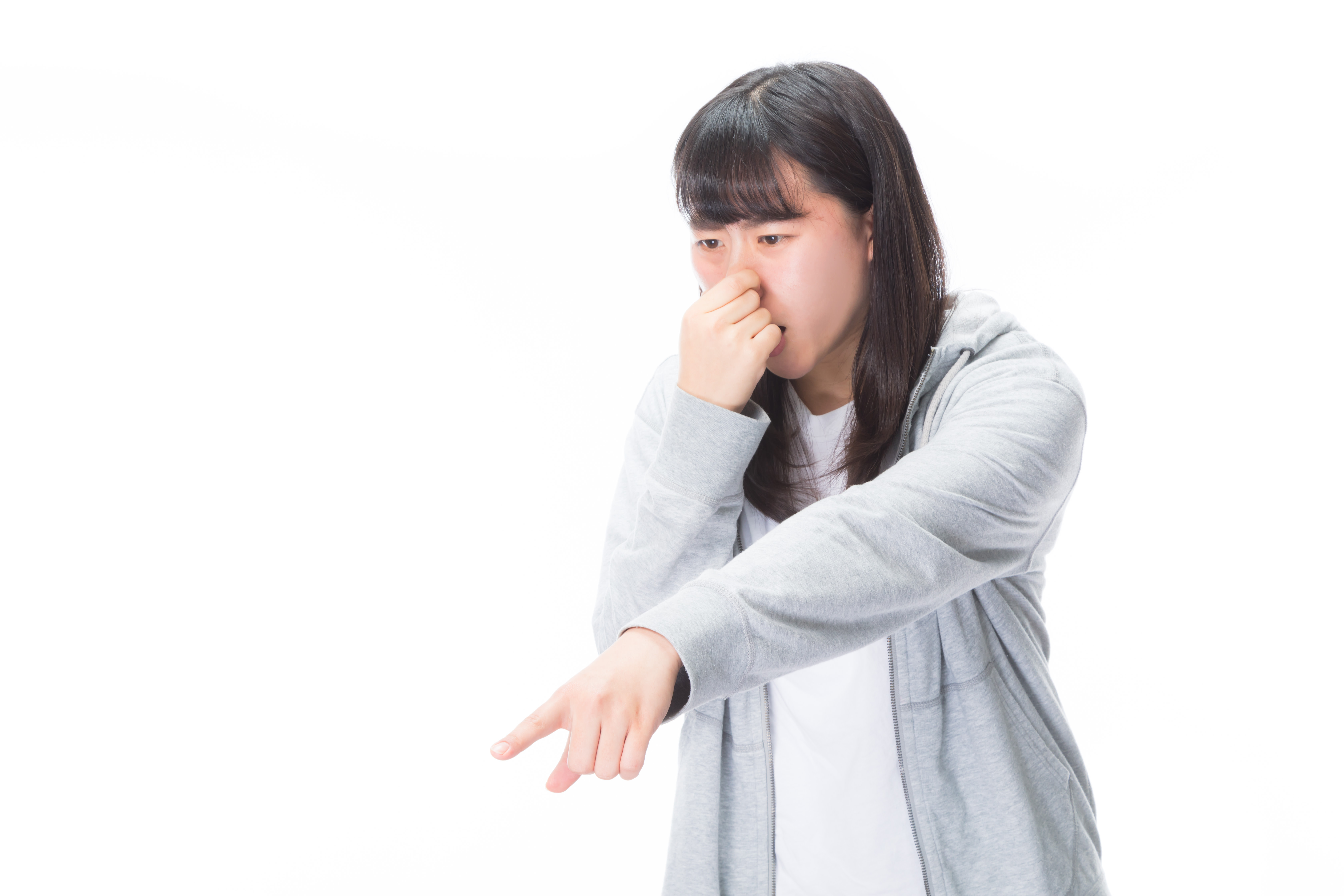 あそこから獣臭がすると指をさす女性の写真を無料ダウンロード フリー素材 ぱくたそ