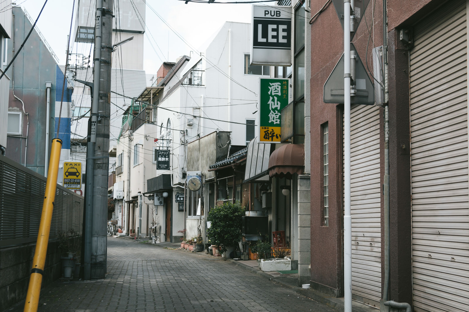 前橋商店街の街並みの写真 画像 フリー素材 ぱくたそ