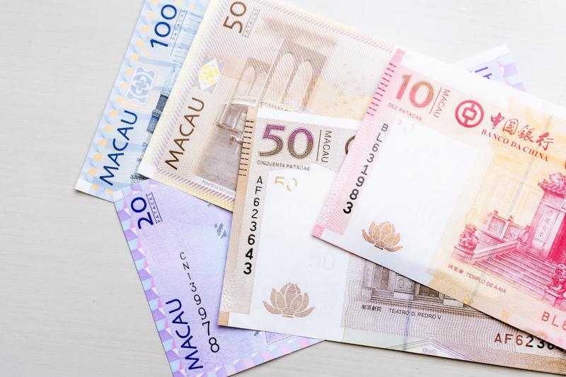 moneyIMG_8338_TP_V4.jpg