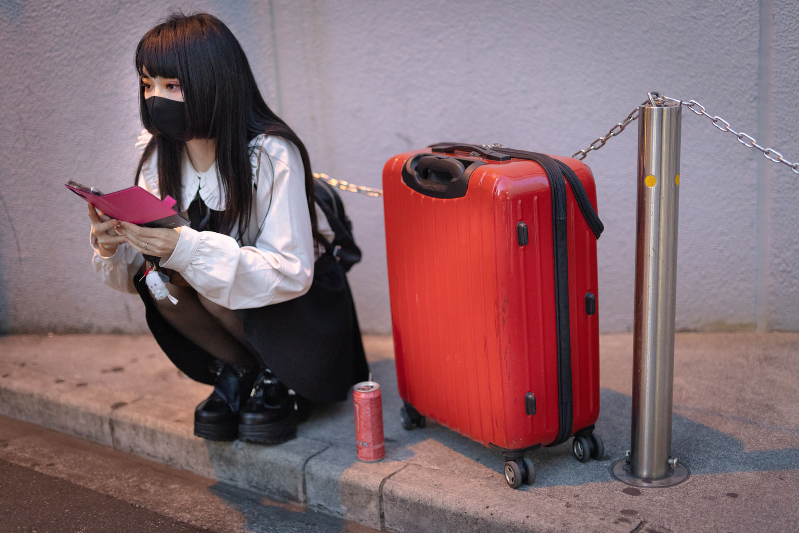 終電を逃して帰れない地雷系女子の写真を無料ダウンロード フリー素材 ぱくたそ 終電を逃して帰れない地雷系女子の写真を無料ダウンロード フリー素材 ぱくたそ