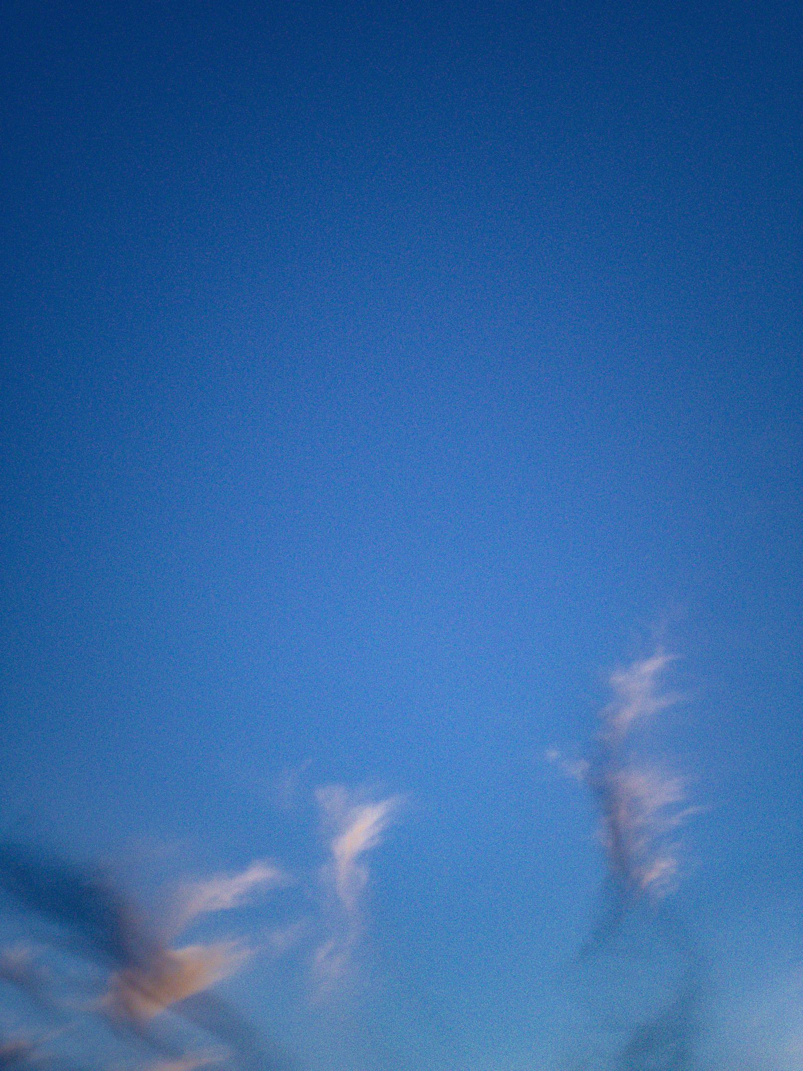 澄んだ青空の無料の写真素材 - ID.77824｜フリー素材 ぱくたそ