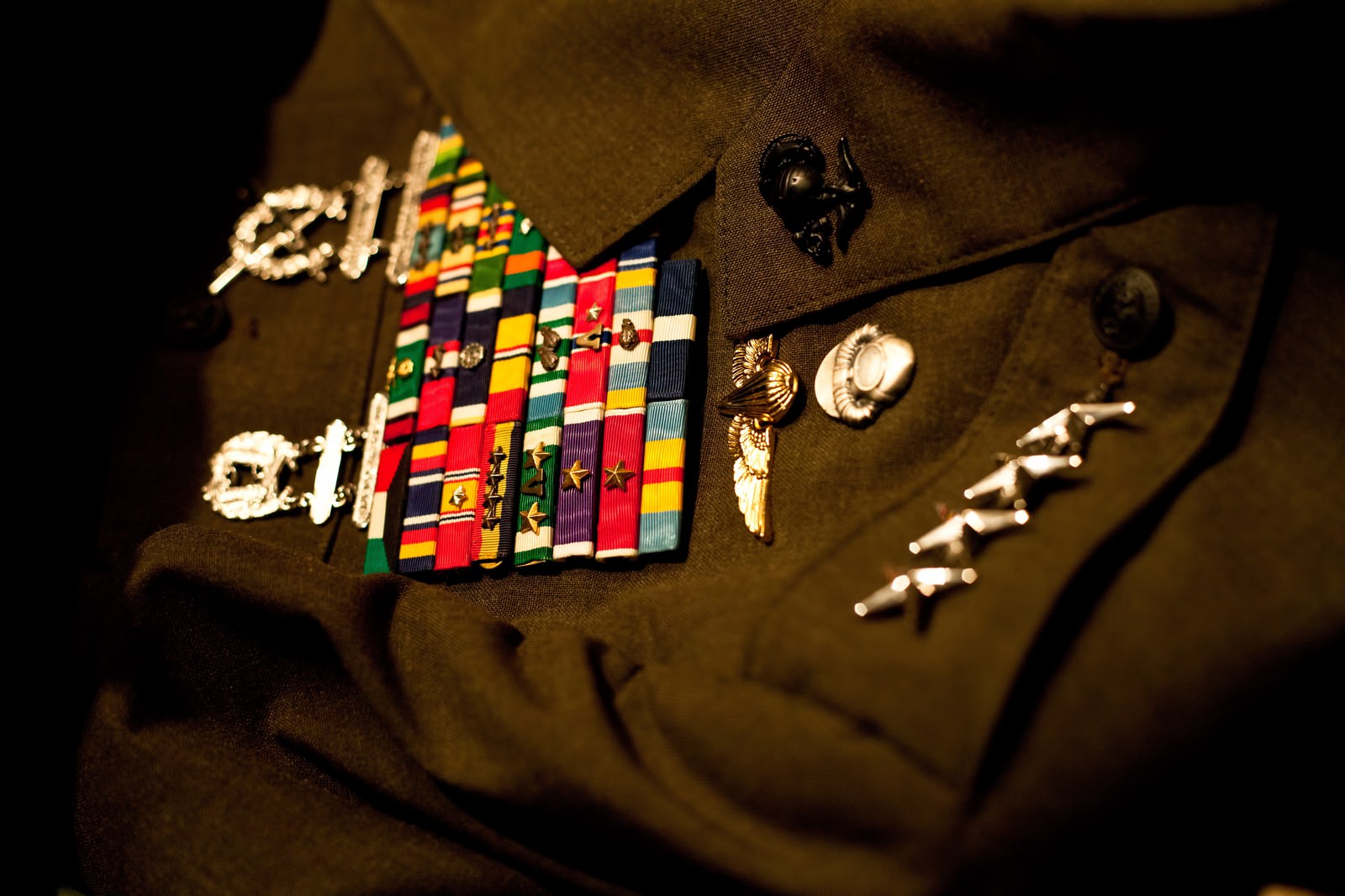 軍服と階級章の写真 画像 を無料ダウンロード フリー素材のぱくたそ 軍服と階級章の写真 画像 を無料ダウンロード フリー素材のぱくたそ