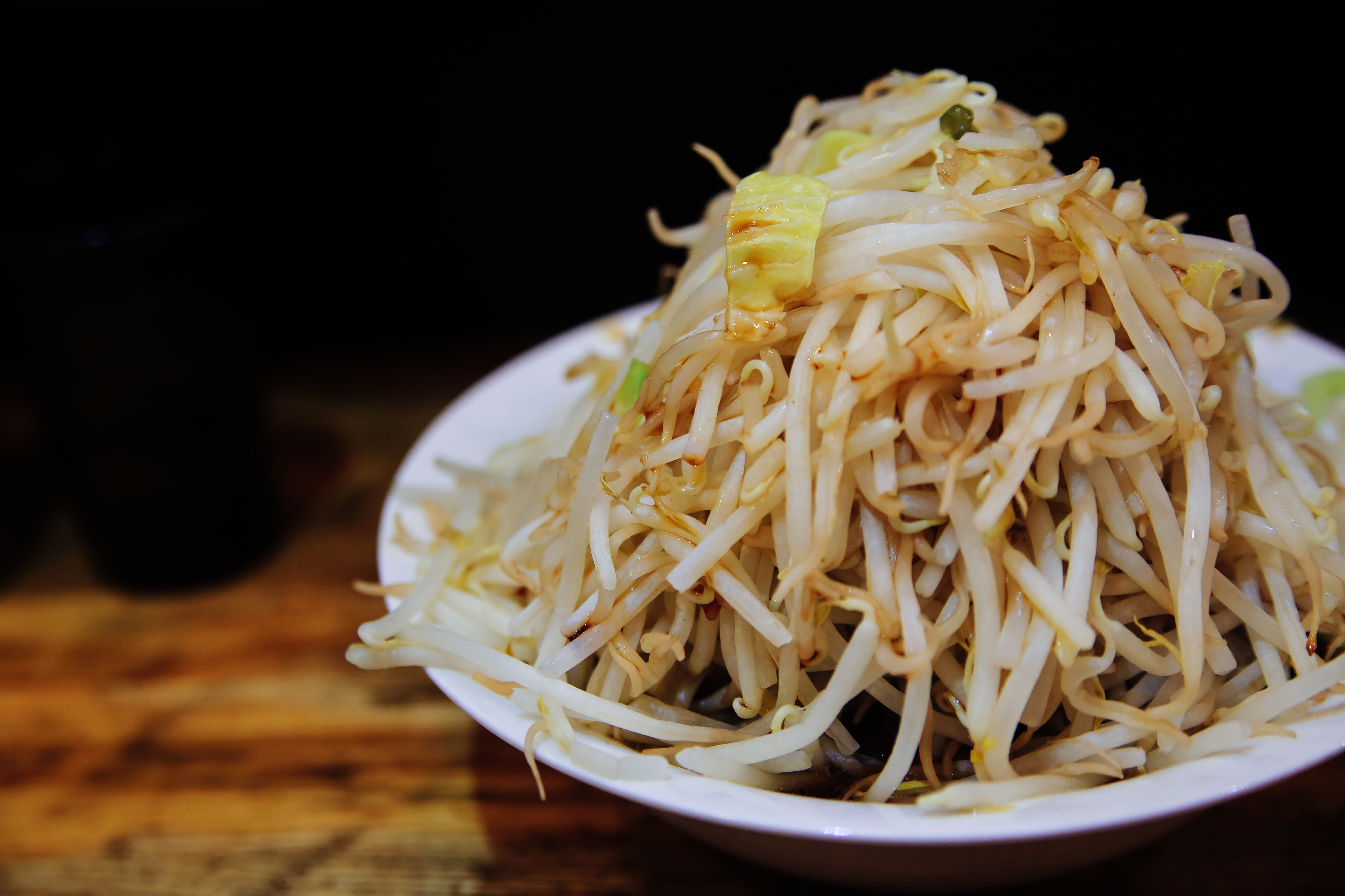 もやしてんこ盛り ラーメン の写真素材 ぱくたそ