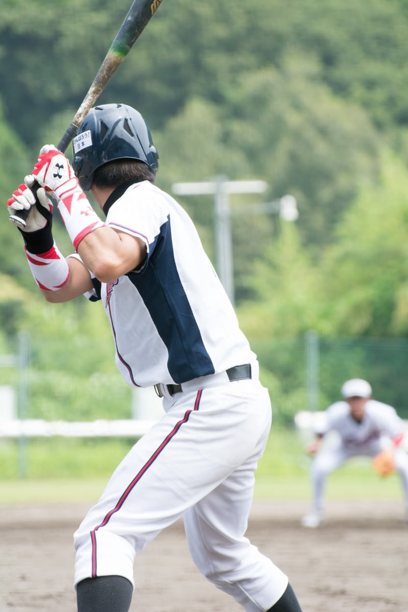 「左利きのバッター（野球）」の写真