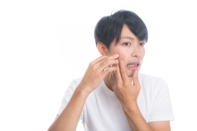 PTT最近被燒到的唇膏推薦～唇膏心得分享