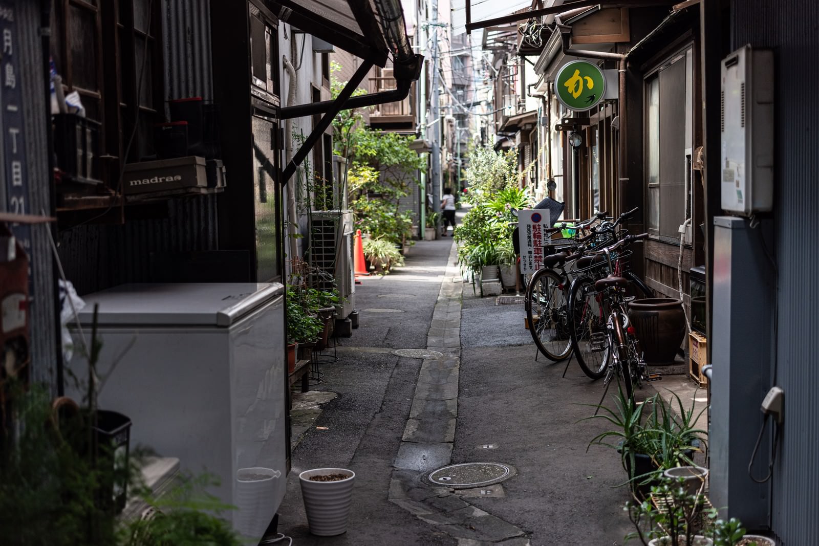 住宅街のカテゴリに関連する写真素材 フリー素材 308枚 ぱくたそ 住宅街のカテゴリに関連する写真素材 フリー素材 308枚 ぱくたそ