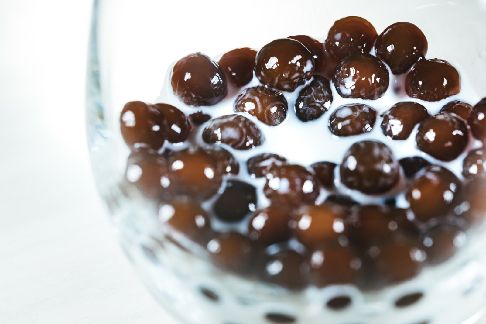 タピオカドリンクでタピオカだけが残った時の写真素材 ぱくたそ