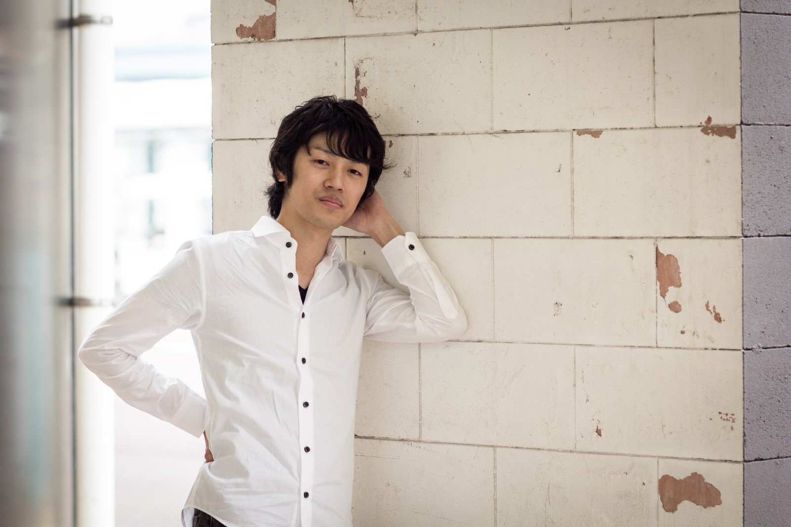 行く手を阻むしつこいキャッチの写真を無料ダウンロード フリー素材 ぱくたそ